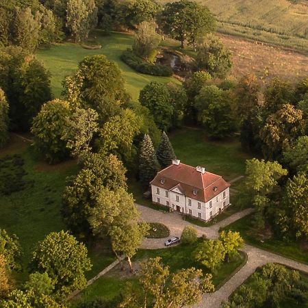 Dwor Dawidy Bed & Breakfast Mlynary Dış mekan fotoğraf