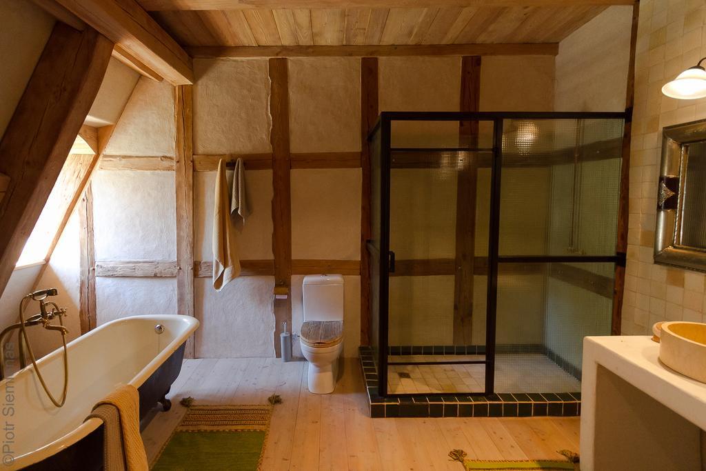 Dwor Dawidy Bed & Breakfast Mlynary Oda fotoğraf