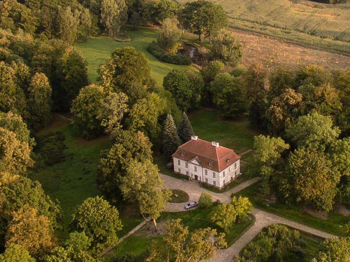 Dwor Dawidy Bed & Breakfast Mlynary Dış mekan fotoğraf